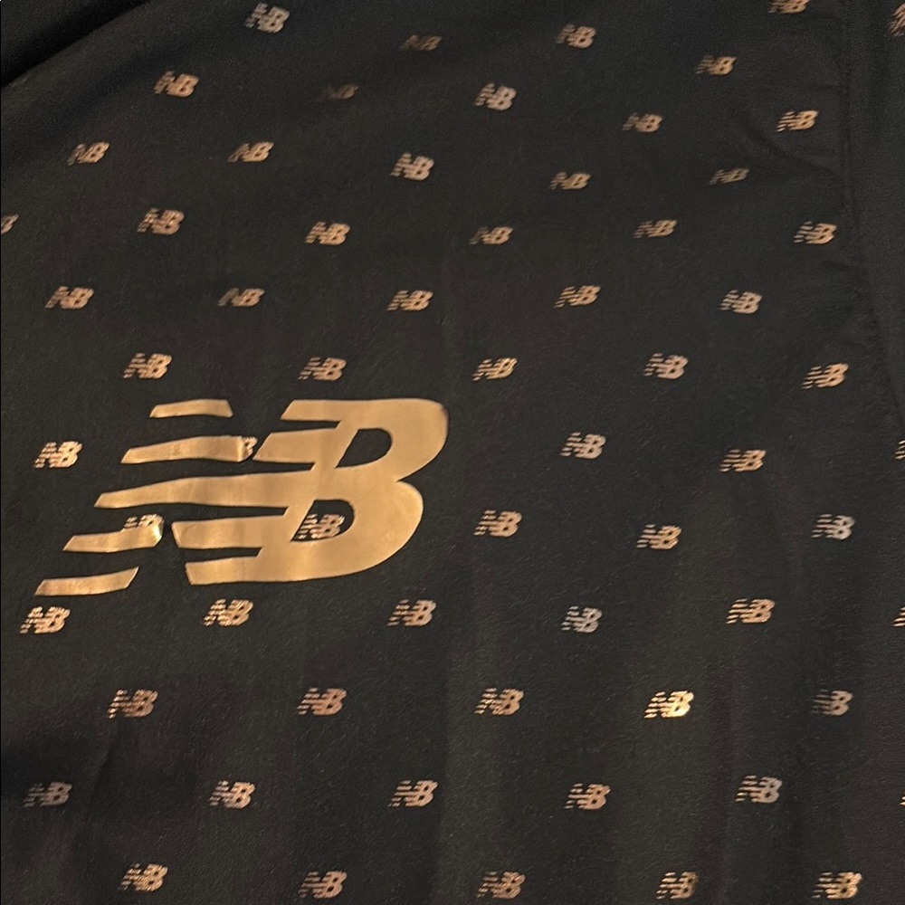 New balance hooded windbreaker Black Polka Dot size 2x - Picture 2 of 9